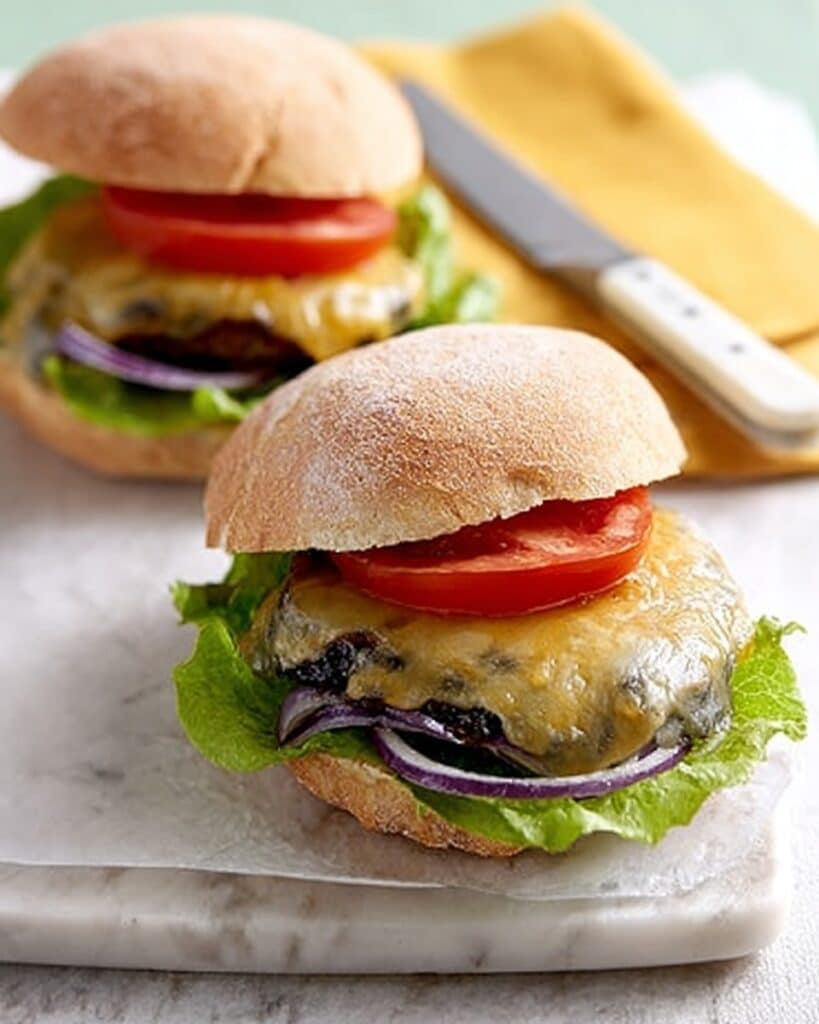 Garlic & Mushroom Burgers Recipe