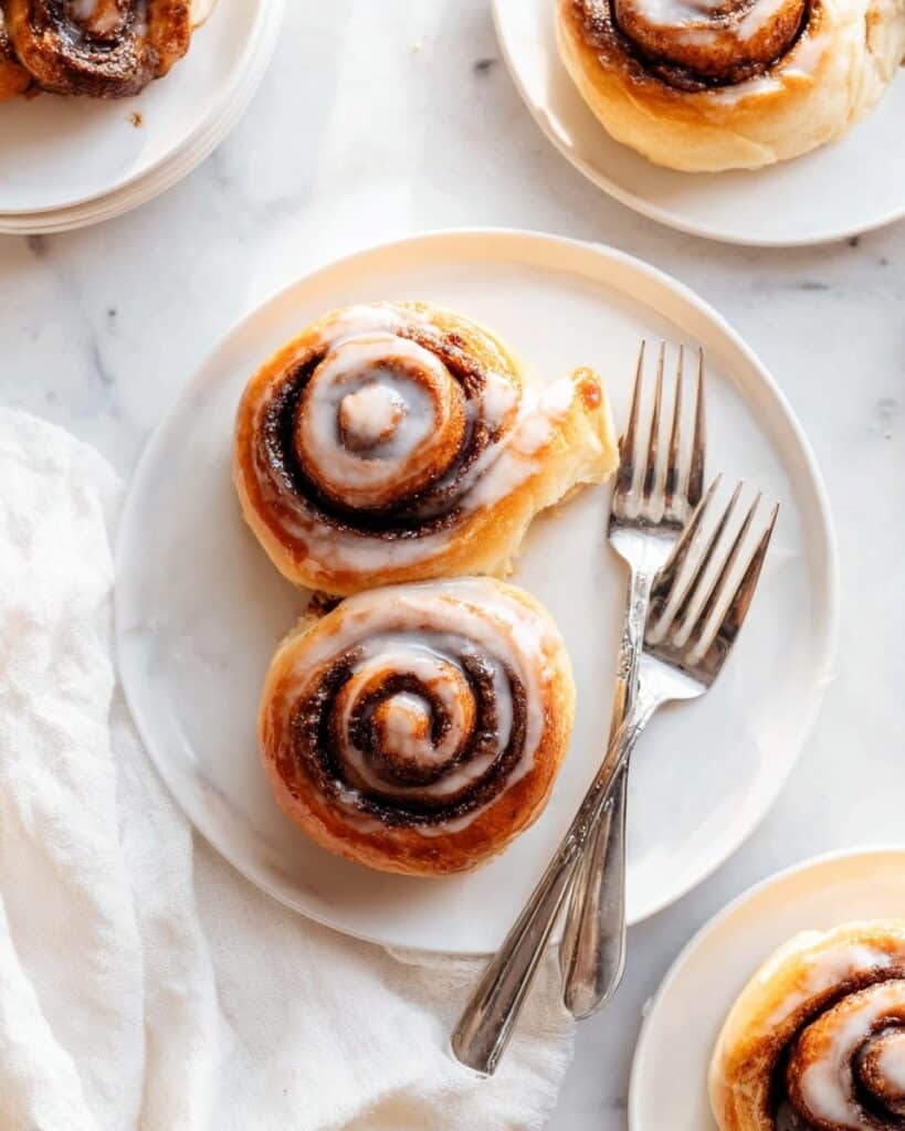 Vegan Cinnamon Rolls Recipe